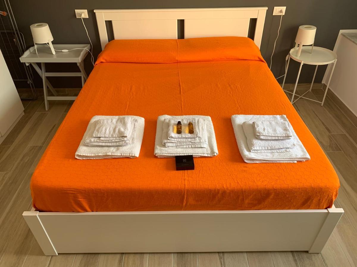Un Raggio Di Sole Al Massimo Apartment Palermo Ngoại thất bức ảnh