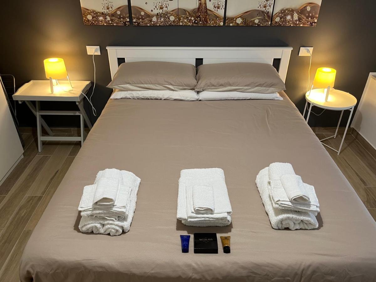 Un Raggio Di Sole Al Massimo Apartment Palermo Ngoại thất bức ảnh